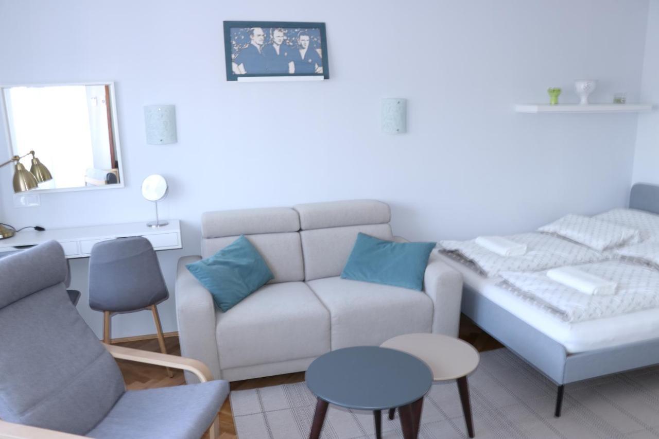 Ferienwohnung Petofi Apartman Szegedin Exterior foto